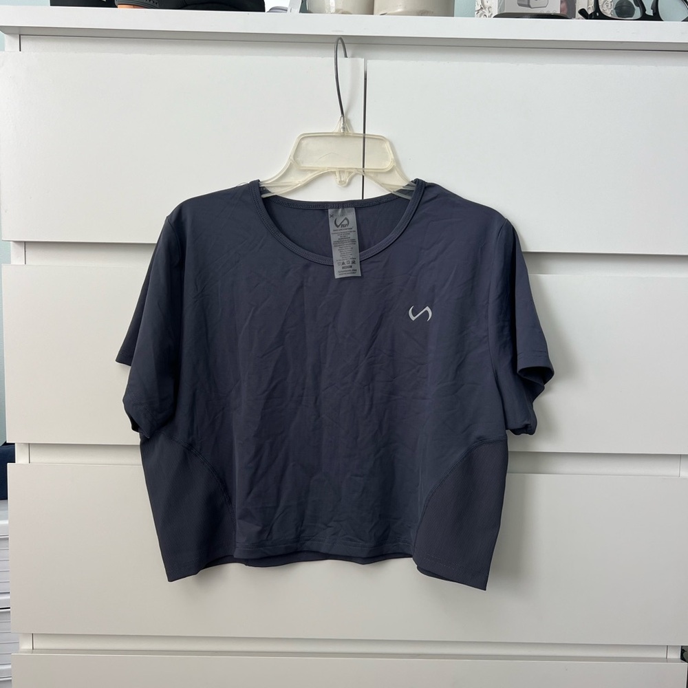 TLF workout top